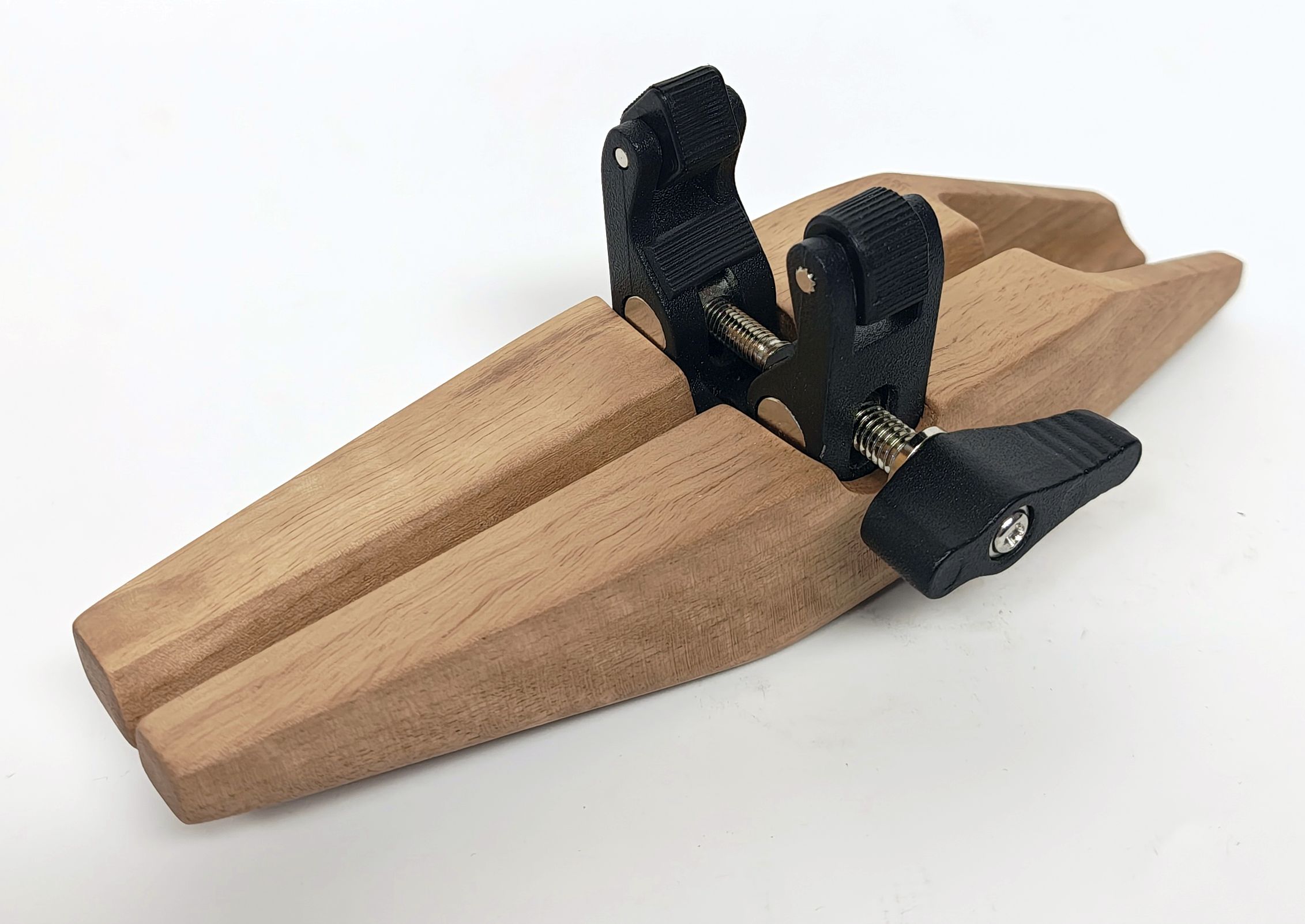 Universal forend Universal forend
